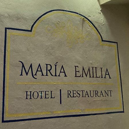Hotel Maria Emilia Cuernavaca Amatitlan ภายนอก รูปภาพ