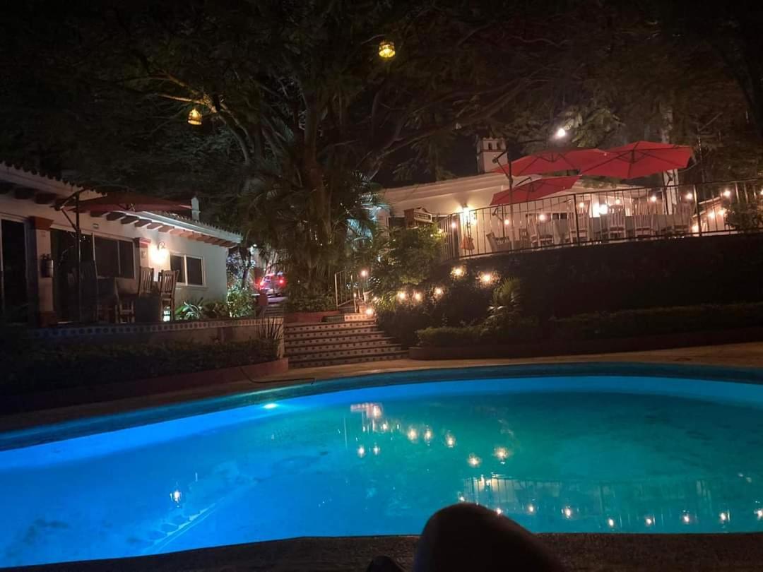 Hotel Maria Emilia Cuernavaca Amatitlan ภายนอก รูปภาพ